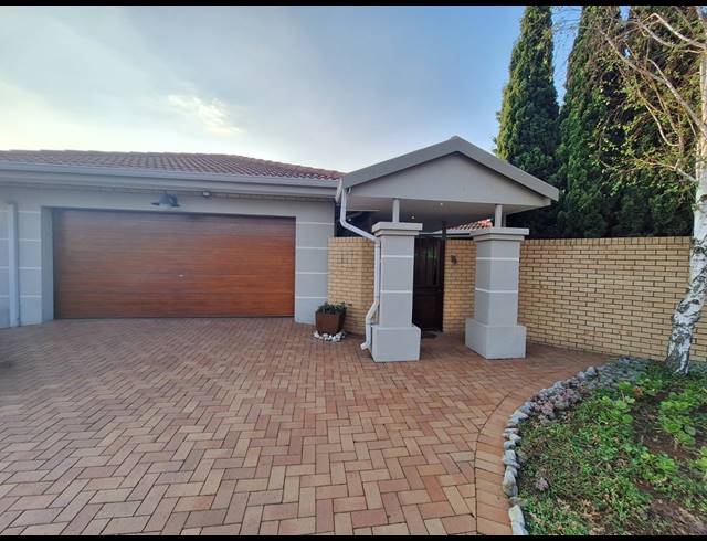 4 BEDROOM HOUSE FOR SALE IN SASOLBURG EXT 23